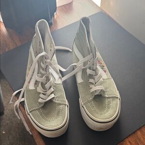 Vans girls platform high top Sneakers in Green and White